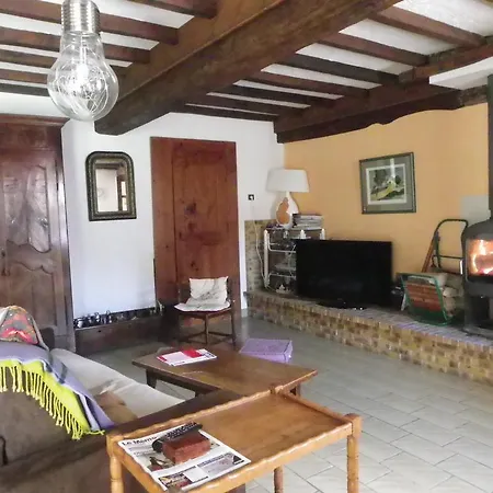 D'hote Aux Sablieres Bed & Breakfast *